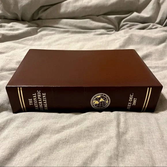 National Geographic Magazines July - Dec 2007 Issues - Picture 3 of 5